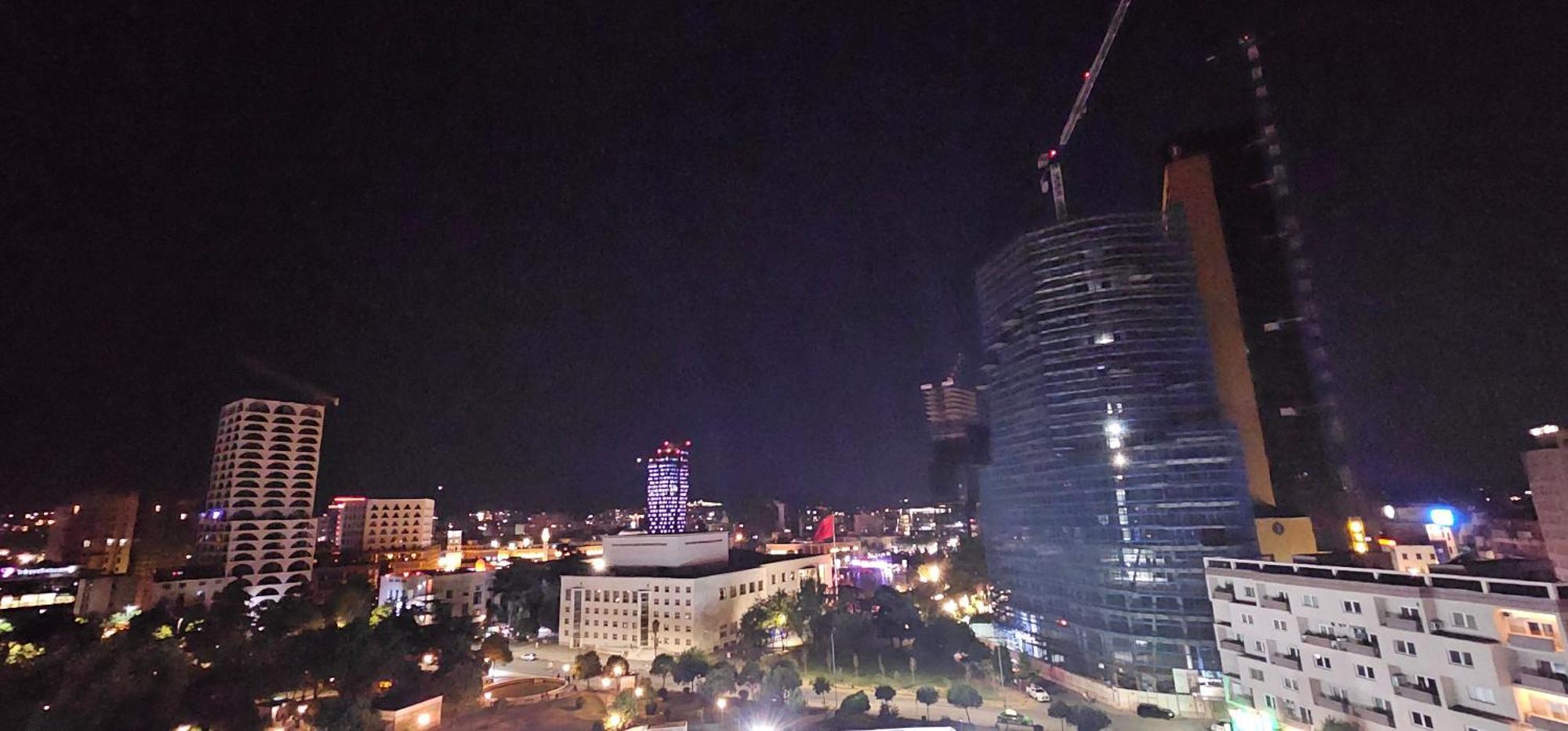 Free Parking Skanderbeg Square - Spacious Central Apartment Tirana Bagian luar foto